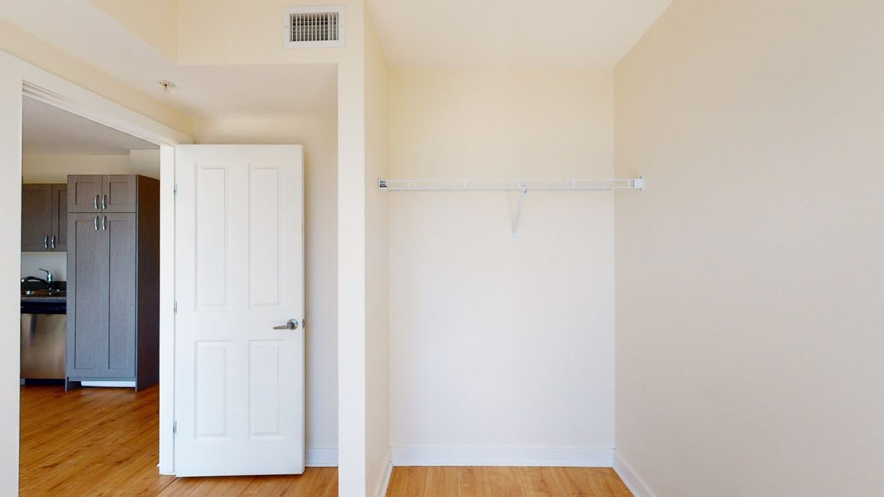 1303, 10 Brentwood Common NW - Photo 7 of 13