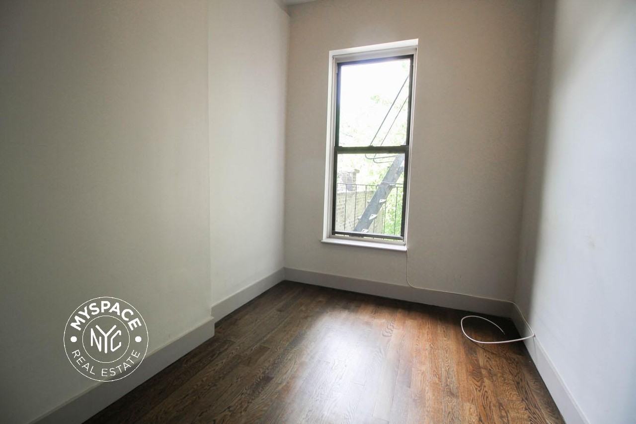 629 Willoughby Ave #2 - Photo 5 of 11