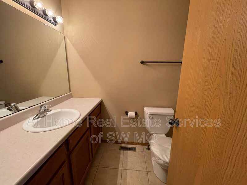 5543 W David St - Photo 7 of 10