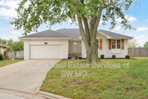 featured image of 1539 W Rockwood Ct