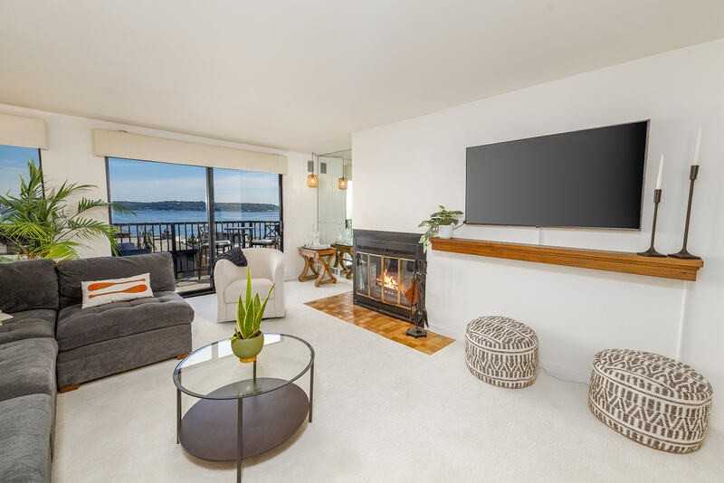 500 W Roy St #W403 - Photo 3 of 34