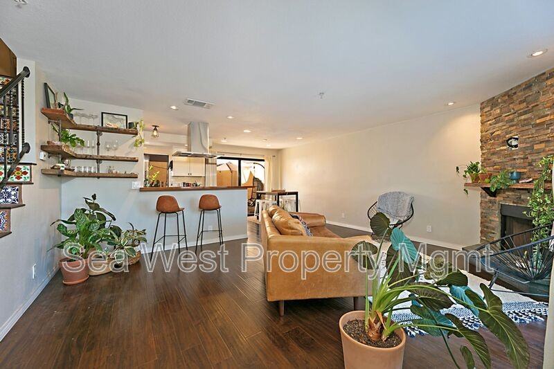1680 N Coast Highway 101 #3
