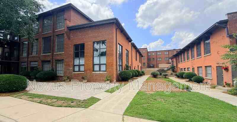 301 Bradley St #A206