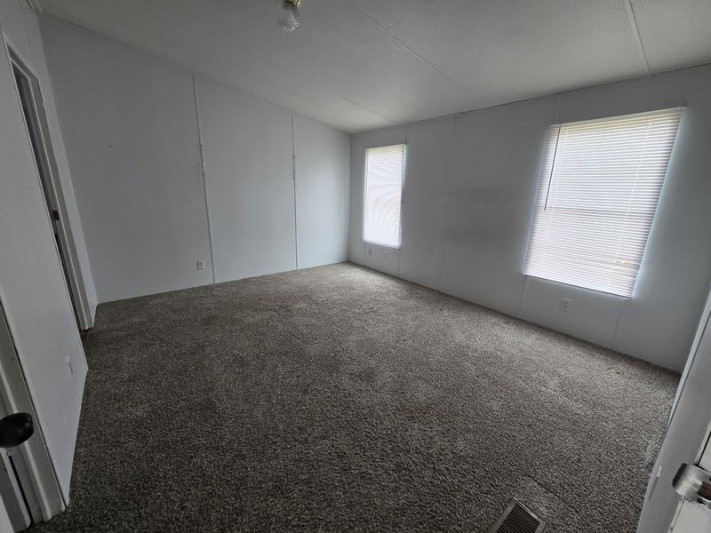 401 Starlit Dr - Photo 5 of 25