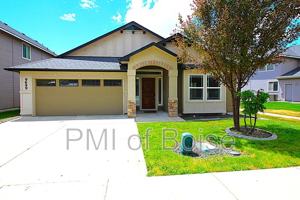 featured image of 9699 W Montebello Dr