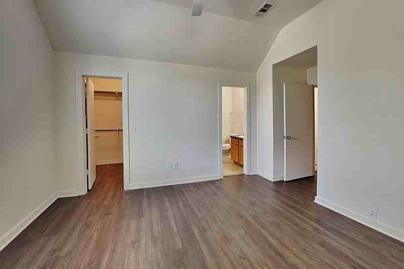 821 Jamie Dr - Photo 7 of 20