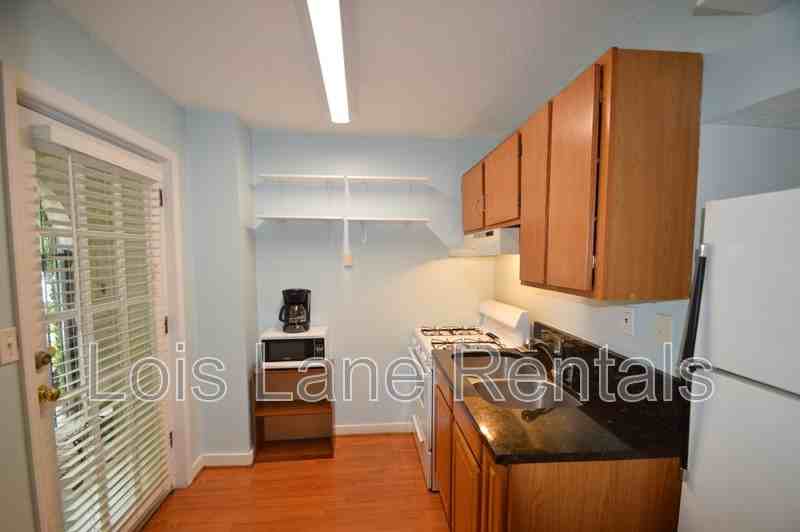 51 Charlotte St - Photo 2 of 12
