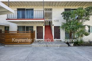 923 Ravenscourt Ave #1 - Photo 1 of 1