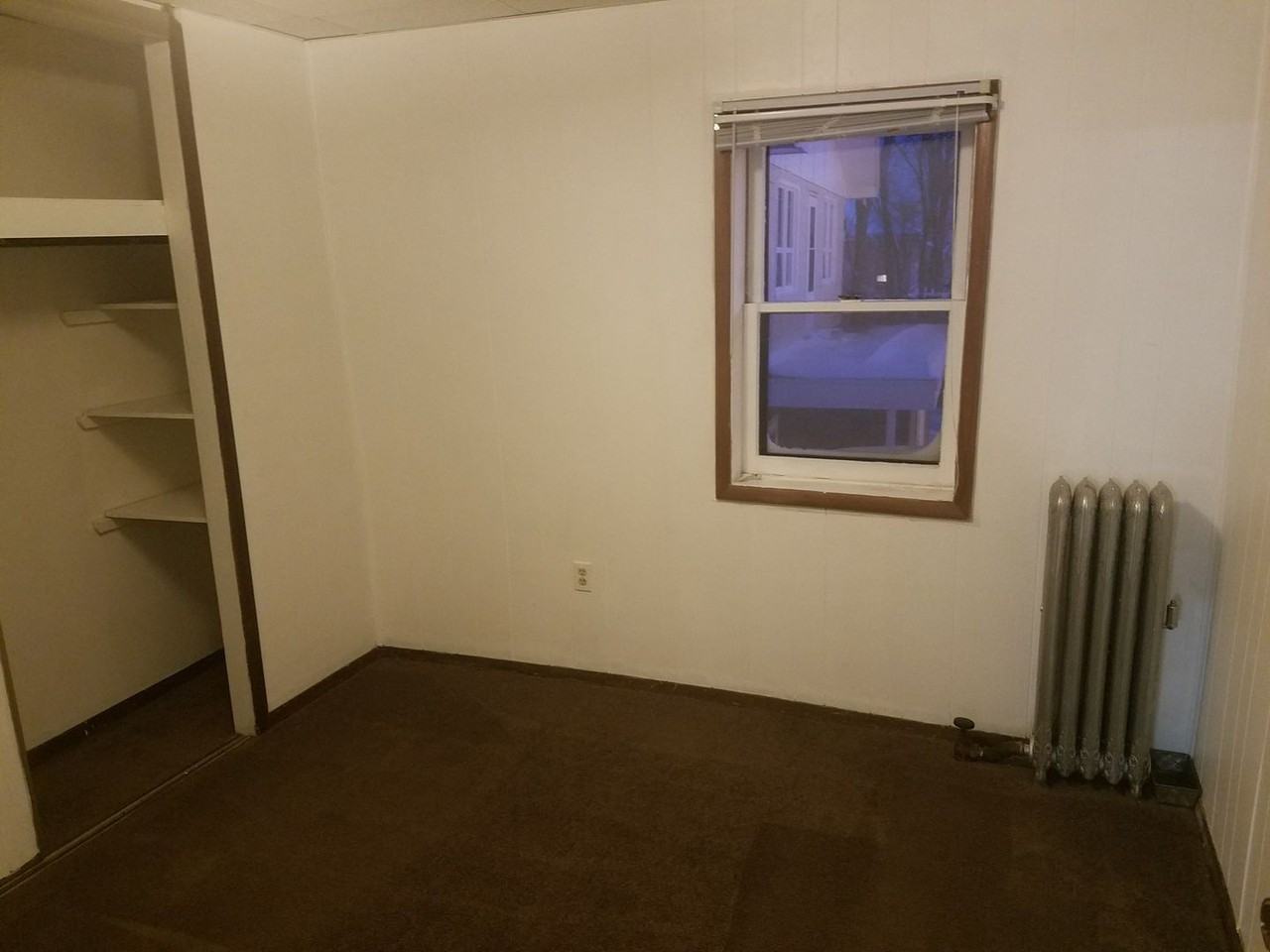 222 Adams Ave - Photo 3 of 12
