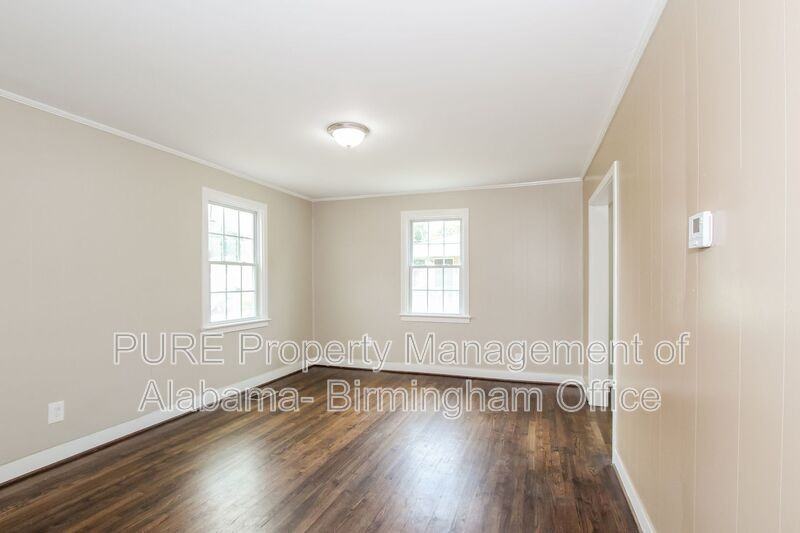 208 22nd St Sw - Photo 5 of 22