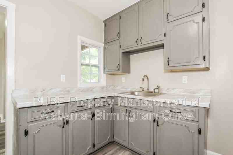 208 22nd St Sw - Photo 6 of 22