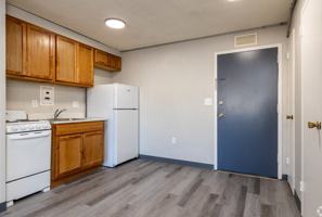 featured image of 728 N Jennings Rd