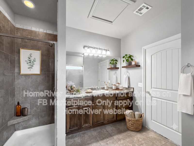 919 Sw 92nd St - Photo 5 of 14