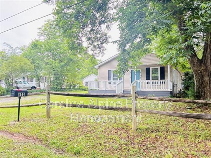 514 S Maple St - Photo 2 of 26