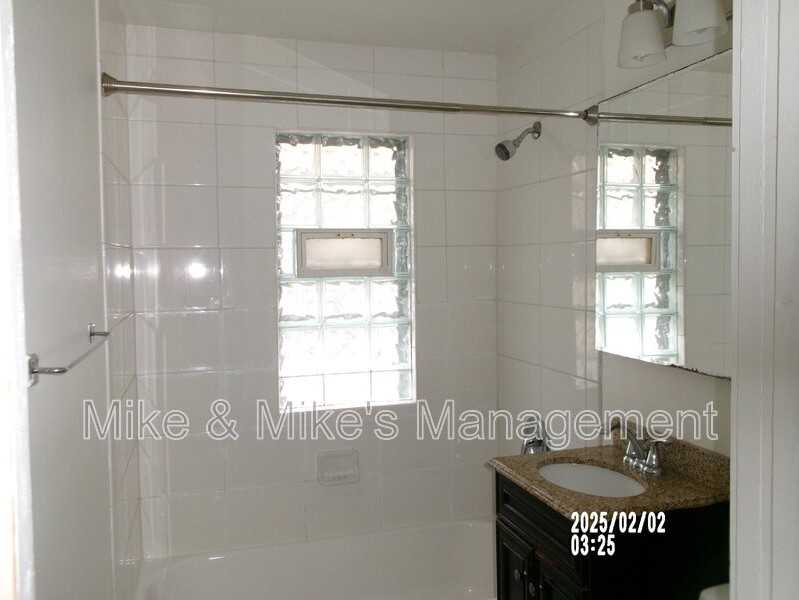 4163A N 20th St - Photo 7 of 20