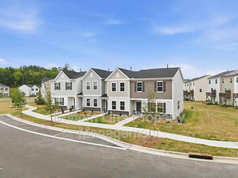2495 Tonoloway Dr - Photo 3 of 39
