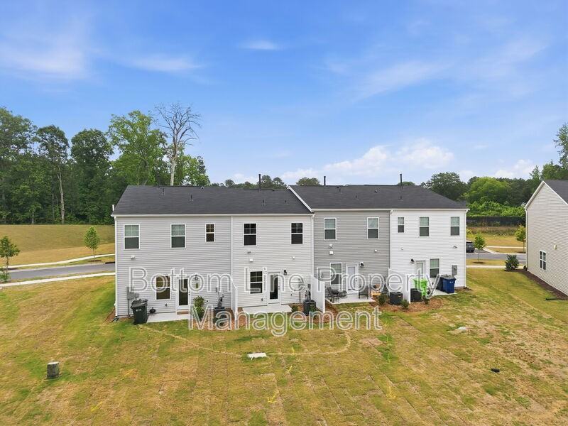 2495 Tonoloway Dr - Photo 5 of 39