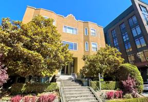 featured image of 810 E Denny Way