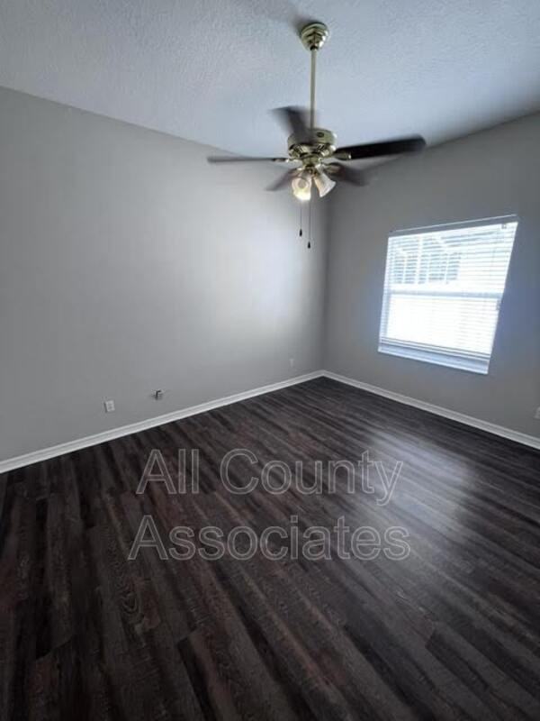 28724 Hanging Moss Loop - Photo 6 of 27