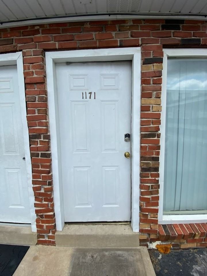 Gravois Apartments LLC - Photo 3 of 15