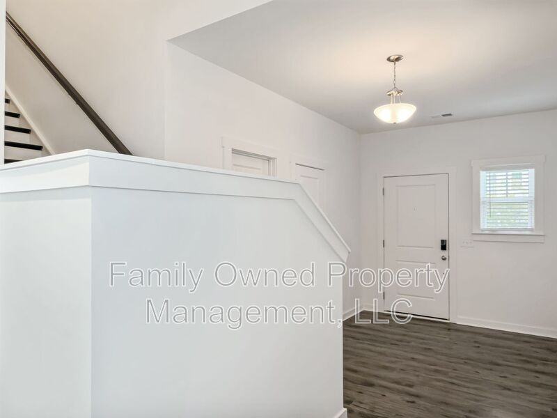 187 Surfbird Rd - Photo 4 of 36