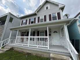 2116 Woodlawn Ave - Photo 1 of 1