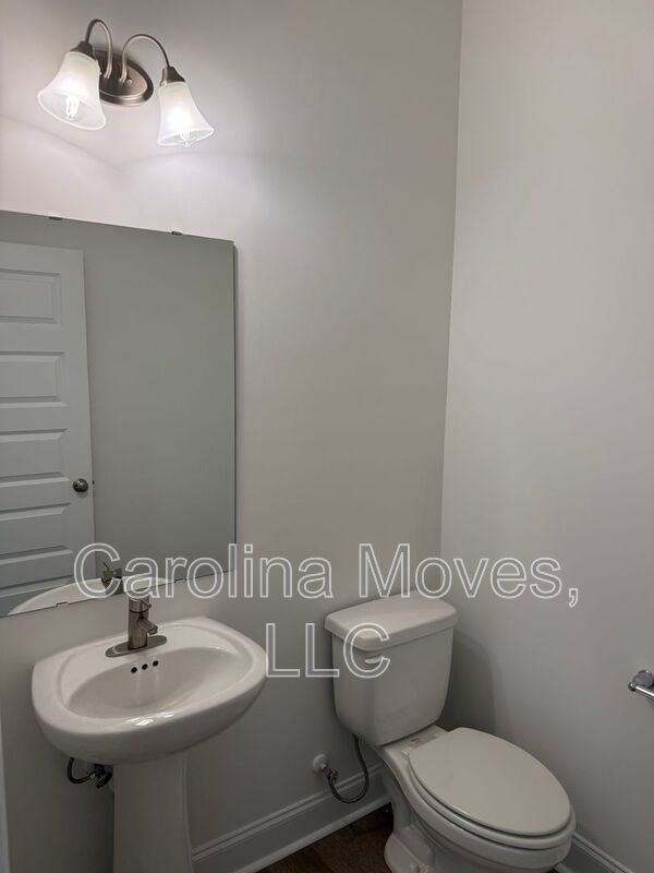 311 Ponder Rd - Photo 7 of 19