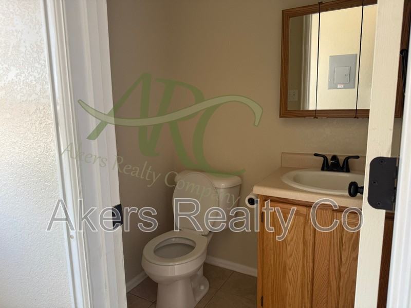 182 E Spaulding Ave - Photo 4 of 14