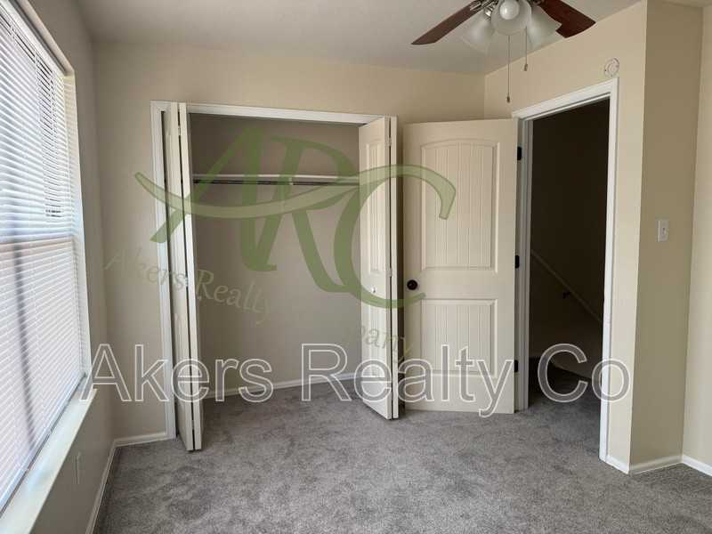 182 E Spaulding Ave - Photo 6 of 14