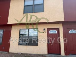 featured image of 182 E Spaulding Ave