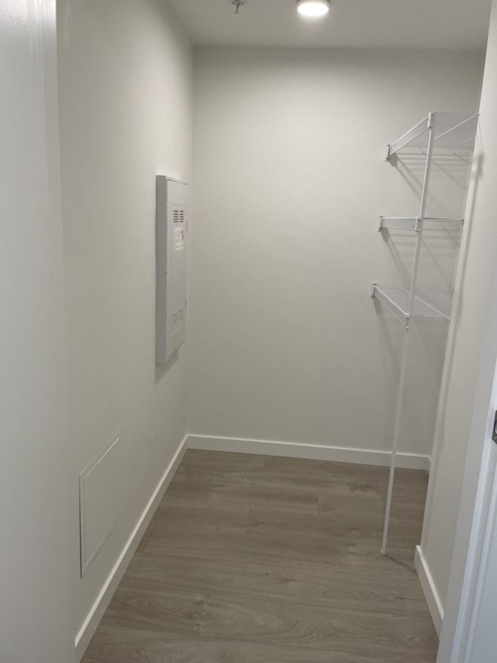 1463 West 8th Avenue #511 - Photo 3 of 5