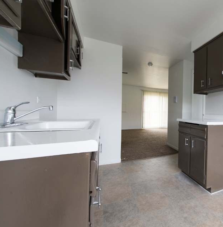 1573 State - Photo 2 of 10