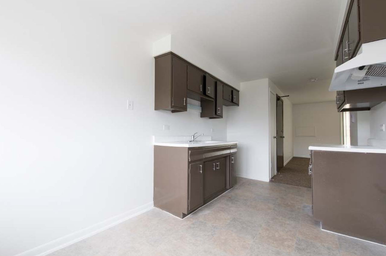 1573 State - Photo 3 of 10