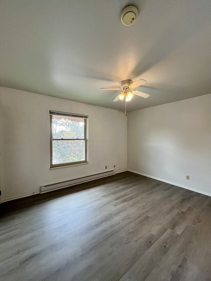 741 North Macomb Street - Photo 7 of 13