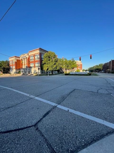 315 Huron Avenue - Photo 2 of 50