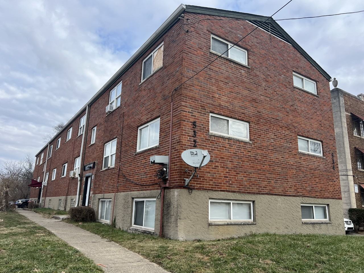 Rockdale Avenue 532 - 45229 AG - Photo 2 of 17