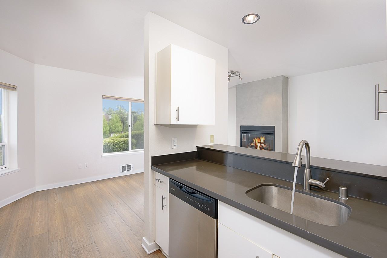 Winslow Place in Fremont - Photo 2 of 33