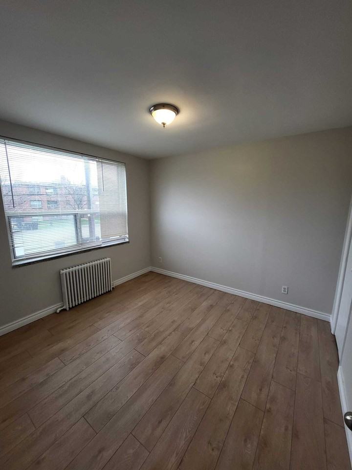 2423 Keele Street - Photo 6 of 11