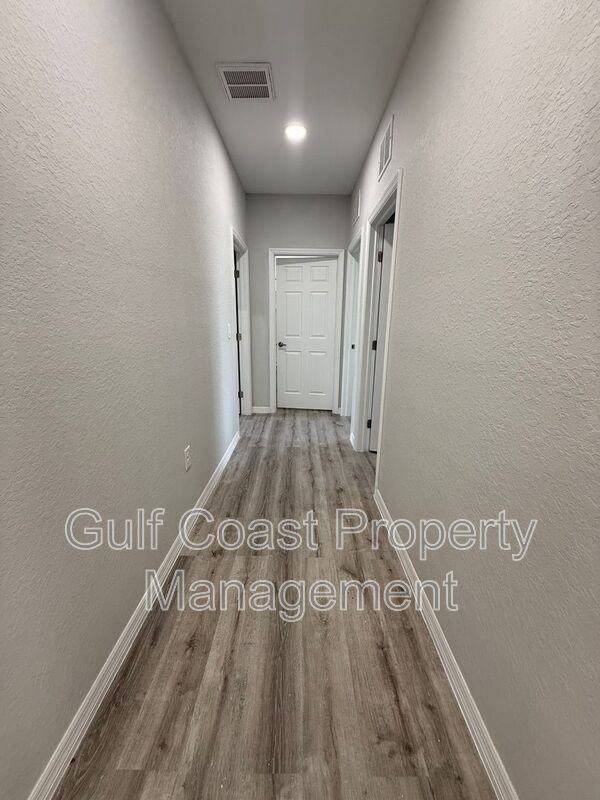 3103 58th St W - Photo 7 of 23