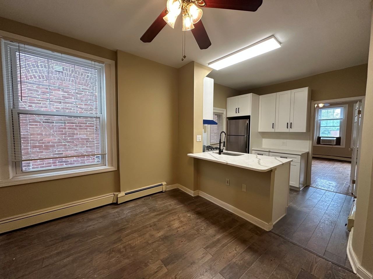 218 14th - Photo 2 of 10
