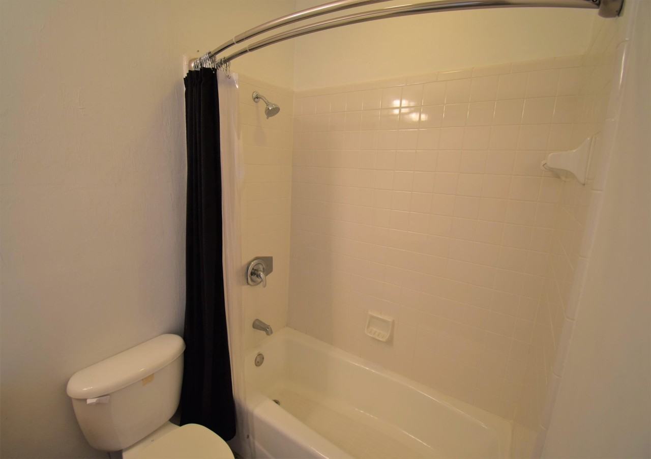 1520 Jackson Street - Photo 7 of 10