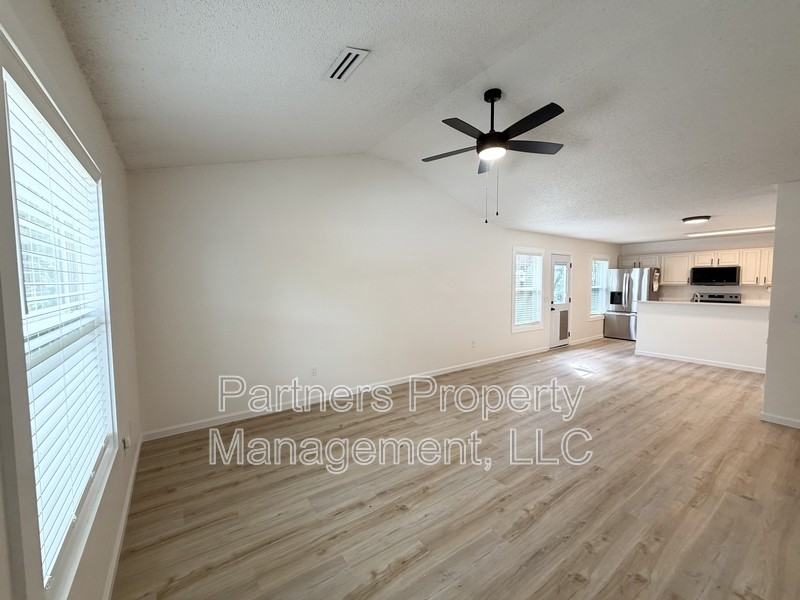5003 Bonita Pl - Photo 2 of 14