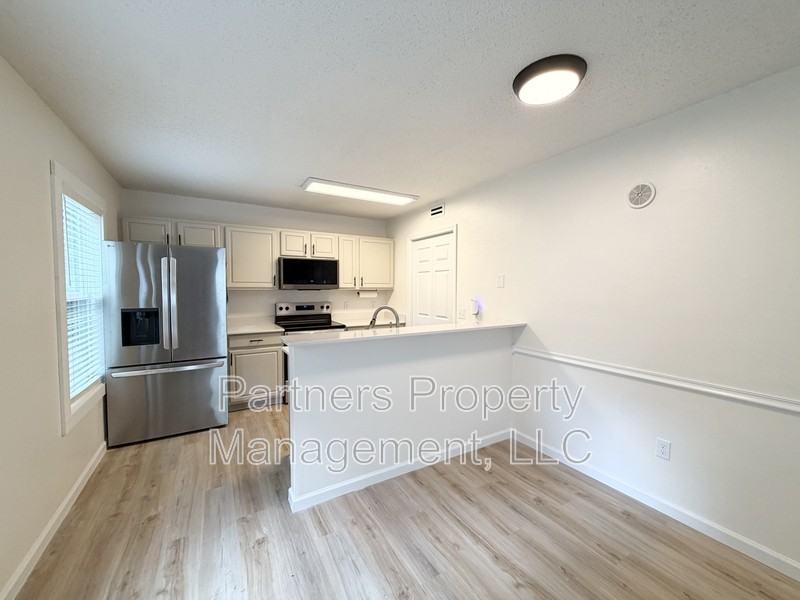 5003 Bonita Pl - Photo 4 of 14