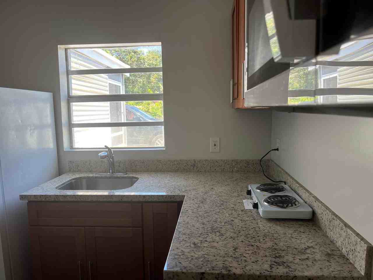 31 Edmund Road #5 - Photo 6 of 7