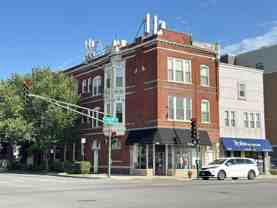 3559 N Ashland Ave #1R - Photo 1 of 1