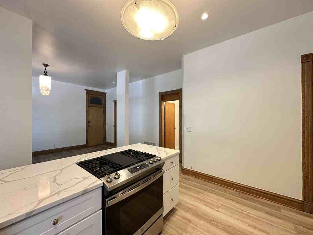 3559 N Ashland Ave #1R - Photo 6 of 21