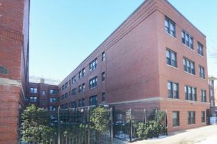 5736 N Winthrop Ave #014 - Photo 1 of 1