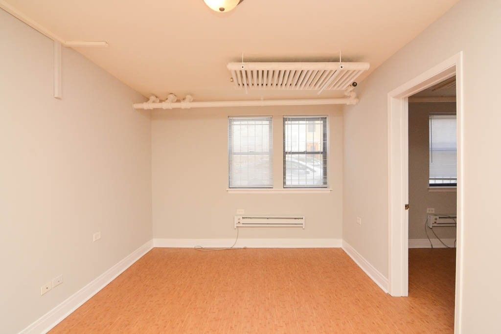 5736 N Winthrop Ave #014 - Photo 5 of 21