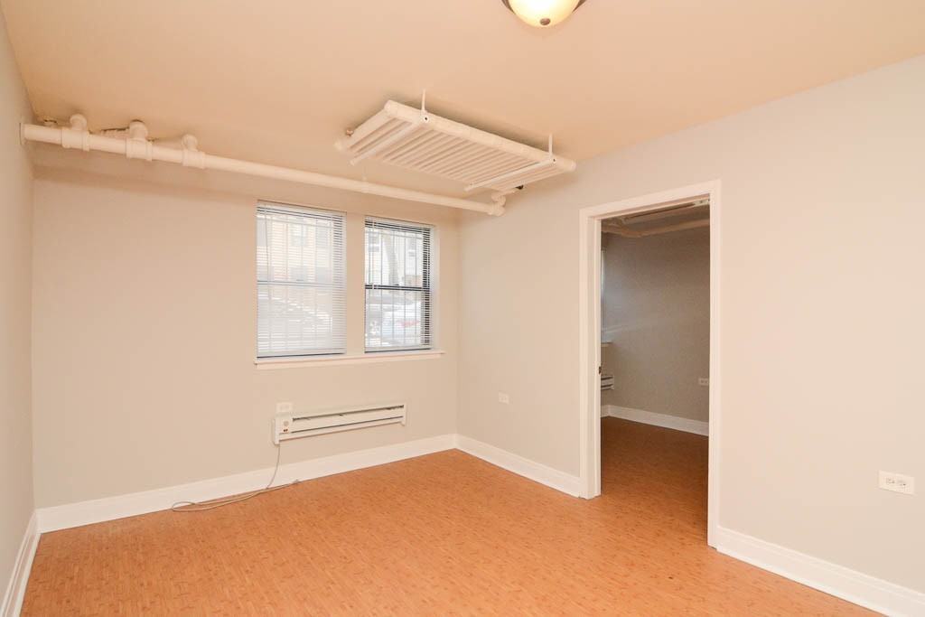 5736 N Winthrop Ave #014 - Photo 6 of 21