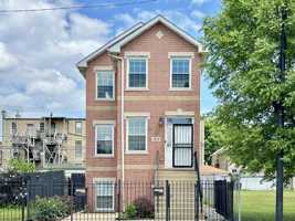 featured image of 3629 S Indiana Ave #A
